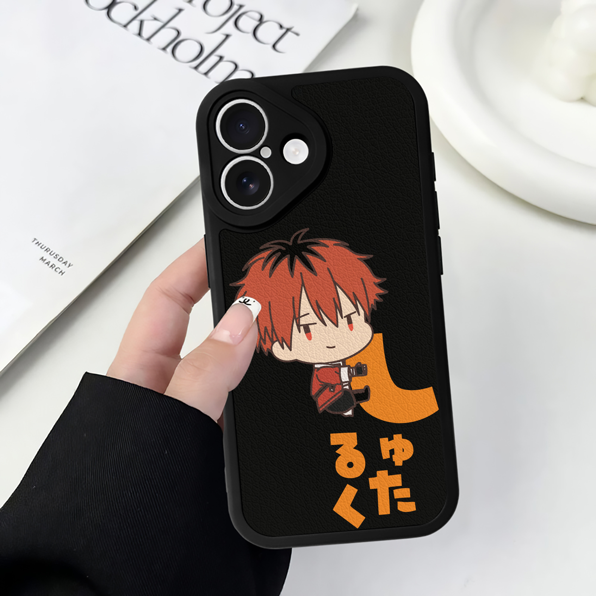 （画像用） 葬送のフリーレン Frieren 【iPhone 16シリーズ対応】シリコンスマホケース（レザー調） 材質：シリコン